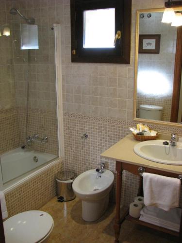 Aparthotel Sarrato - image 3