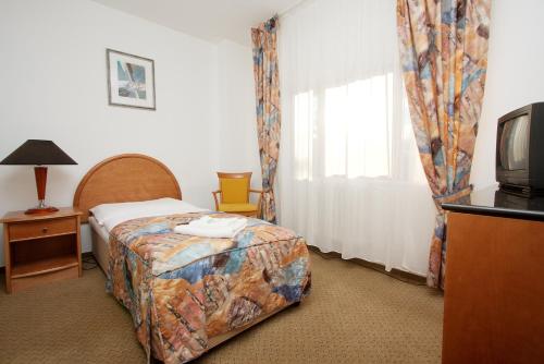 Hotel CHOTOL – Horomerice, WV