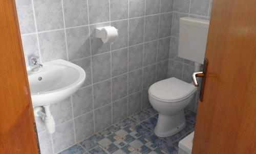 Apartment Razanac 13707c - image 5