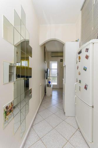Apartments with WiFi Split - 13899 - image 2