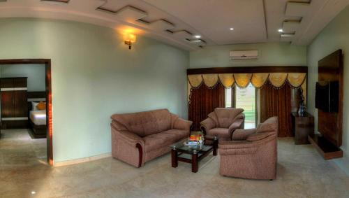 Lobby, Bandipur Wildlife Resort & Spa in Gundlupete