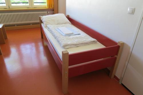 HI Munich Park Youth Hostel - image 10