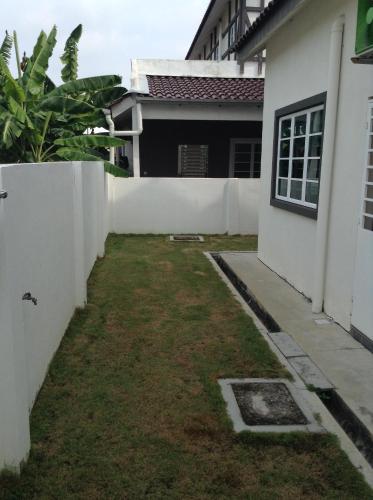 Sitiawan Homestay Entire Semi D home