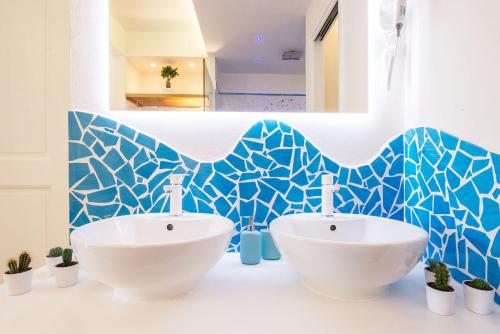 Paravia Suite