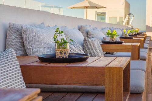 HM Alma Beach - main image