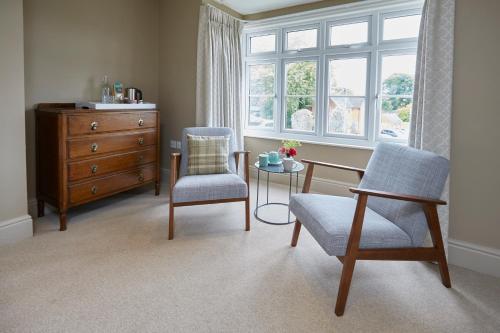 Lyndhurst House - image 7