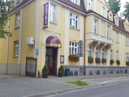 B&B Stolp - Hotel Atena - Bed and Breakfast Stolp