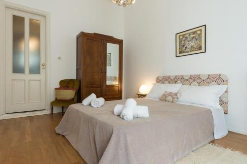 Single Room image 3