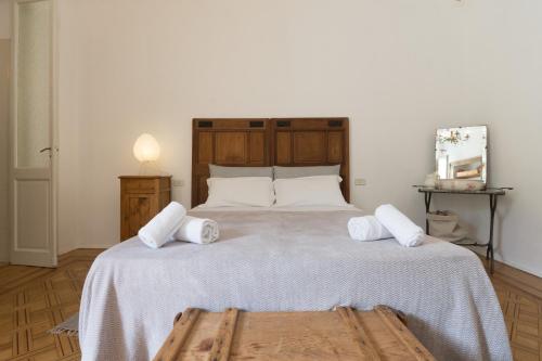 Superior Double Room image 6