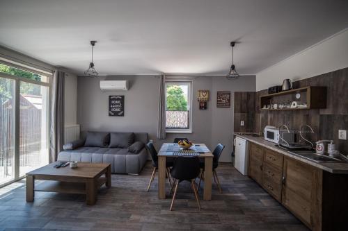Boka Apartmanház - image 9