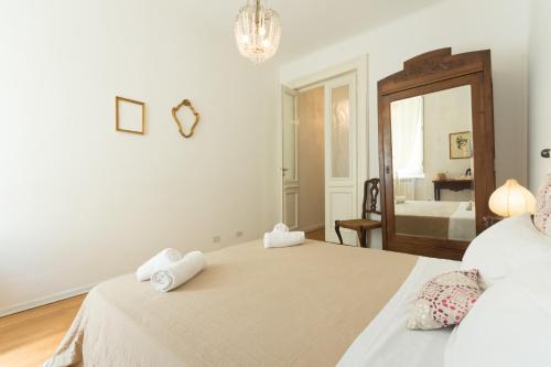 Double Room image 2