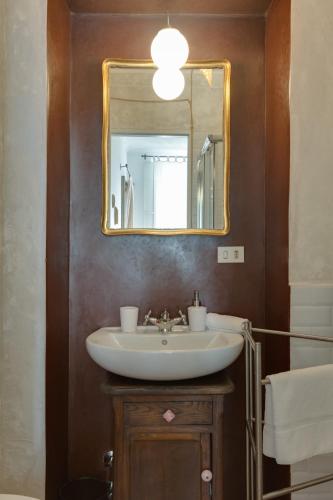 Single Room image 2