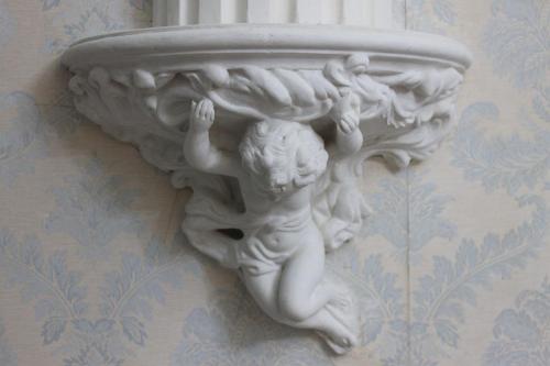 San Peter's Golden Rooms