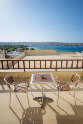 Bay View Apartments - main image