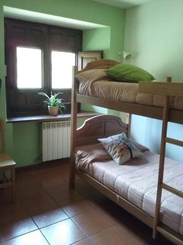 4 bunk beds