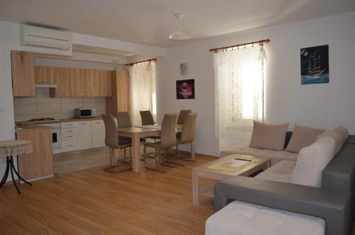  Apartment Michael, Pension in Krk