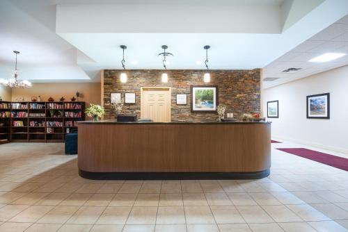 Lobi, Bakken Airport XWA Hotel & Studios in Williston (ND)