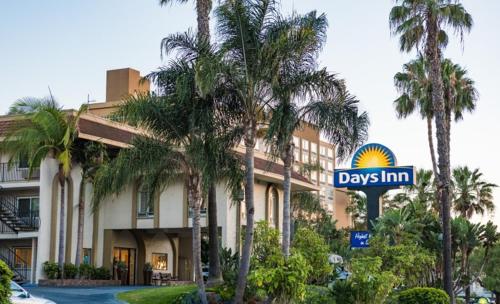 Exterior view, Days Inn by Wyndham San Diego Hotel Circle Near SeaWorld in San Diego (CA)