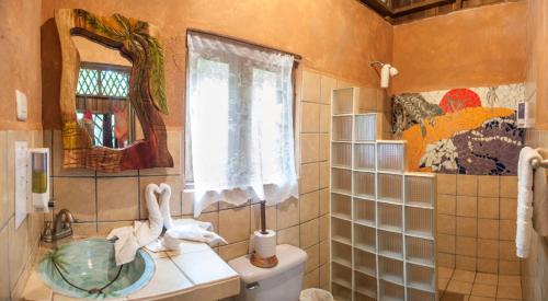 2 bedrooms, 4 beds