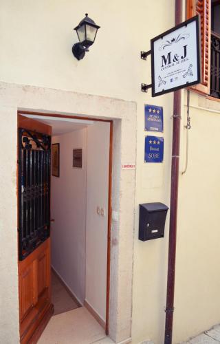 M & J Central Suites