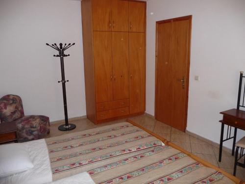 Katerina & Efi Apartments - image 5