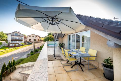  Apartman Bella Vista, Unterkunft in Stubicke Toplice