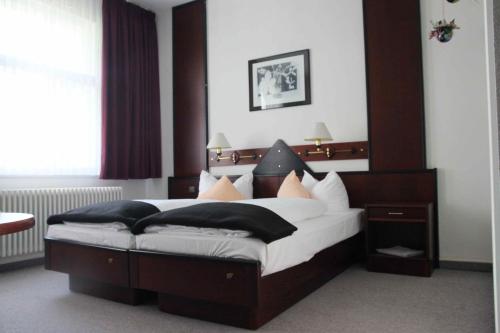 斯塔特吉特酒店 - 戴斯克尔内酒店 斯塔特吉特酒店 - 戴斯克尔内酒店