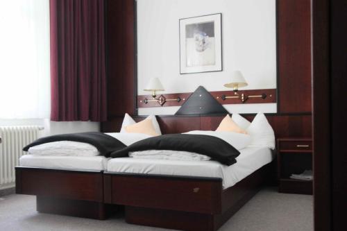 斯塔特吉特酒店 - 戴斯克尔内酒店 斯塔特吉特酒店 - 戴斯克尔内酒店