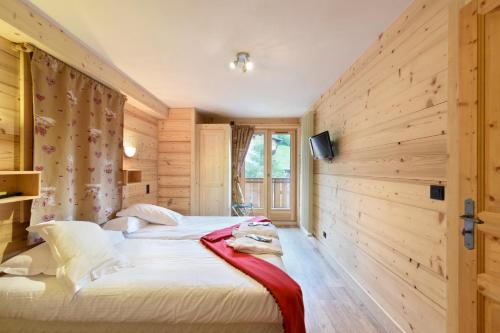Loc'Hotel Alpen Sports - image 12
