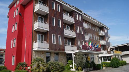 Hotel Ristorante Novara Expo - 출입구