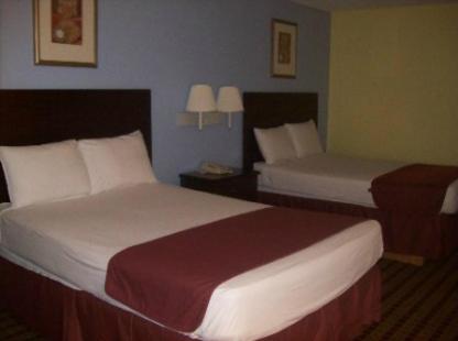 Queen Room with Two Queen Beds - Smoking