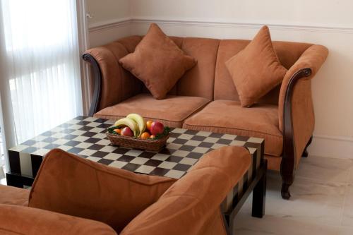 The Villa Kensington - image 5