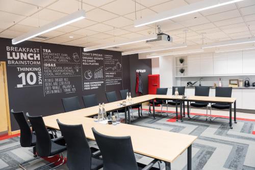 Warwick Conferences - Scarman - image 7