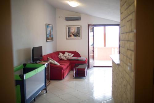  Apartments Lovrić in Posedarje