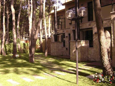 Complejo Aylen , Departamentos en Pinamar - Ostende