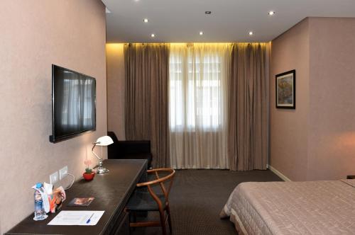 La Bohème Hotel - image 10