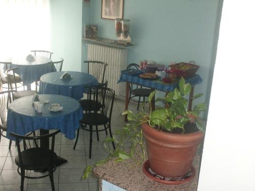 Hotel Lombardia - image 2