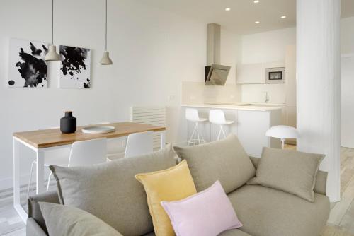 Concha Bay 3 by FeelFree Rentals - image 2