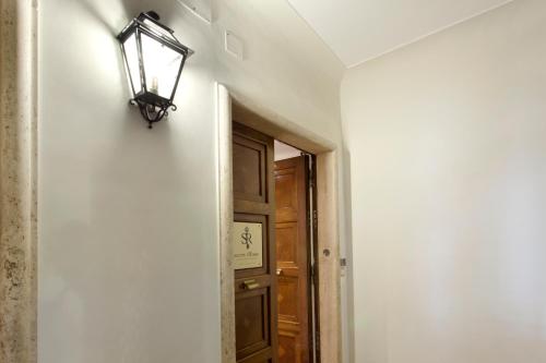 Secret Rhome - image 2