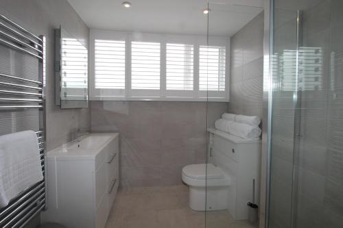 Mawgan Porth Apartments - image 13