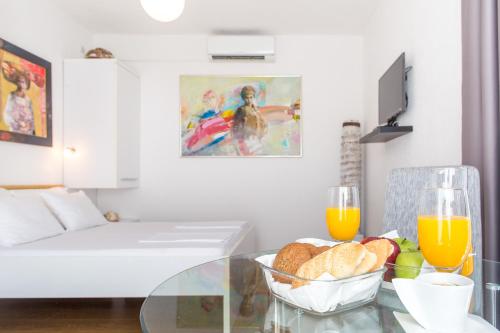 Four-Bedroom Villa image 4