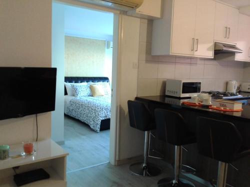 Ocean Blue Apartments - image 6