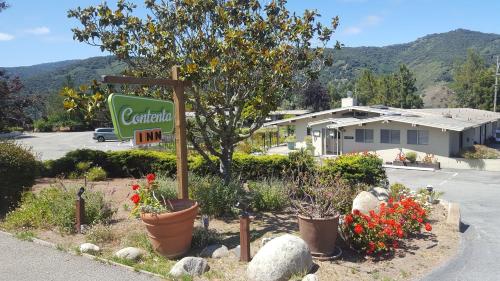 Exterior view, Contenta Inn in Carmel Valley (CA)