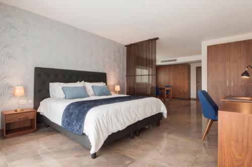 The Duke Boutique Hotel - image 9