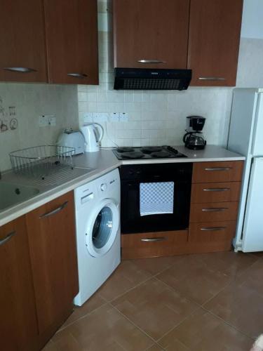 Cơ sở vật chất, Yialos Apartments in Pissouri