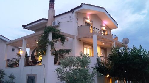  Lalikos Home in Nea Iraklitsa