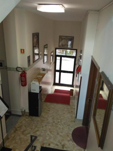 Hostal Parini - main image