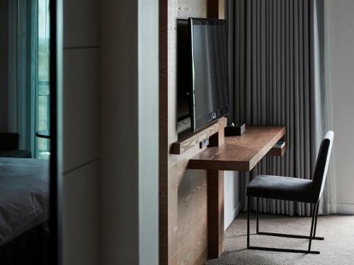 The Suites Hotel Jeju Room Type - Deluxe Twin Room