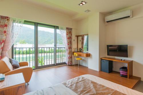 Double Room with Garden View room in Geothermal Rise Leisure B&B