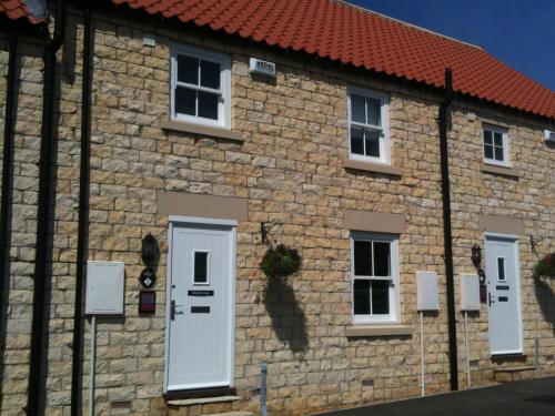 Five Star Stays Room Type - Three-Bedroom House